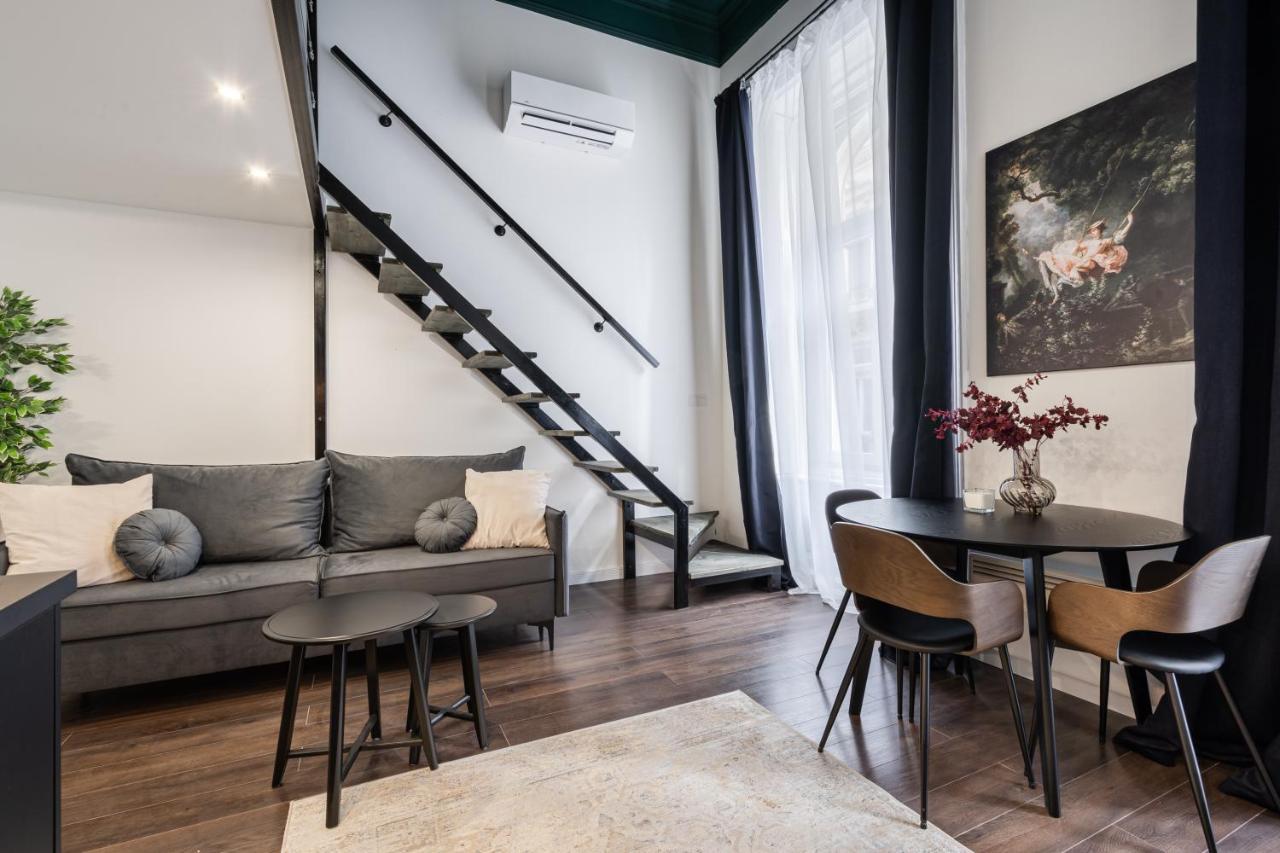 E41 - Trendy Boutique - Prime Spot By Bqa Apartment